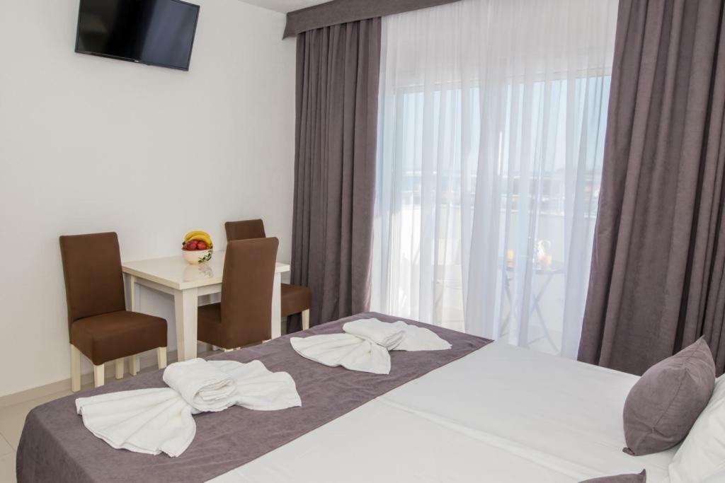 Apartmani Nela 수토모레 외부 사진